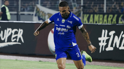 Reaksi Bobotoh Soal Performa Layvin Kurzawa di Laga Bhayangkara FC Super League 2025/2026: Ini yang Persib Butuhkan, Crossing Kelas Eropa!
