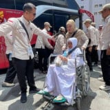 Makkah Mulai Dipadati Jamaah Haji Indonesia, Kloter Perdana Tiba dengan Suasana Haru