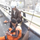 Ngantuk di Jalan Raya Bogor, Pemotor Tabrak Petugas PPSU di Flyover Pasar Rebo