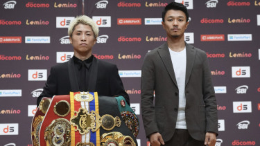 Hasil Tinju Dunia: Hantam Junto Nakatani Sampai Terluka, Naoya Inoue Pertahankan Gelar Juara Kelas Bantam Super