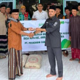 Hari Buruh, Pegadaian Salurkan Bantuan untuk Masjid di Ambalawi