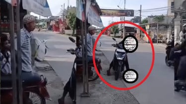 Detik-detik Buruh di Karawang Tewas di Atas Motor Usai Leher Terjerat Benang Layangan