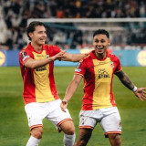 Kabar Gembira dari Eropa! Bek Timnas Indonesia Bantu Klubnya Comeback Dramatis Lawan Raksasa Eredivisie