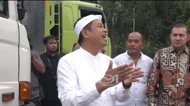 Sidak ke Kawasan Pertambangan Karawang, Dedi Mulyadi Terkejut Lihat Truk Angkut Semen yang Kelebihan Muatan