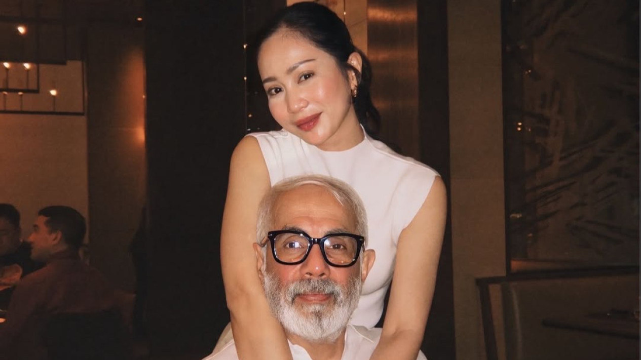 Masih Ingat Bunga Zainal, Ratu FTV? Lama Vakum, Ternyata Begini Kehidupannya Sekarang
            - galeri foto