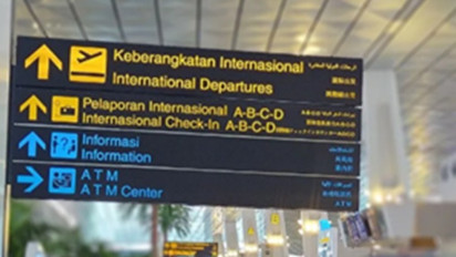 Berita Dua WNA Jatuh di Bandara Kuala Lumpur Viral, Ternyata Dua Insiden Berbeda