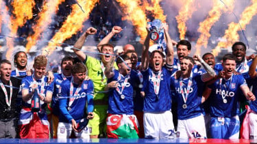 Ed Sheeran Ikut Elkan Baggott untuk Rayakan Ipswich Town Promosi Liga Inggris