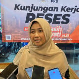 Hardiknas 2026, DPR Ingatkan PR Pendidikan Nasional Belum Selesai