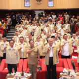 Tito Karnavian Ingatkan 3 Rambu Kunci untuk Perpukadesi, Jangan Masuk Politik Praktis!