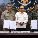 Pemprov Jakarta dan Danantara Teken MoU, Bangun PSEL di Bantar Gebang dan Tanjung Kamal Muara
