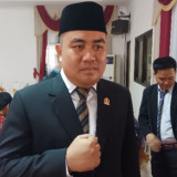 Hasil RDP Komisi II DPRD Kabupaten Sekadau minta Pihak PT MPL Segera Lunasi Pajak BPHTB