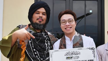 Bicara Tegas, Ustaz Derry Sulaiman Bersaksi Soal Keislaman Dokter Richard Lee: Tak Ada Seorangpun yang Bisa Membatalkan
