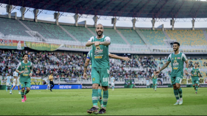 Dulu Dicaci Kini Dipuja, Milos Raickovic Jadi Kunci Kemenangan Telak Persebaya di GBT