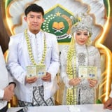 Bikin Haru, Dedi Mulyadi Jadi Saksi Nikah Pasangan Disabilitas di KUA Bandung, Pesannya Singkat tapi Jelas