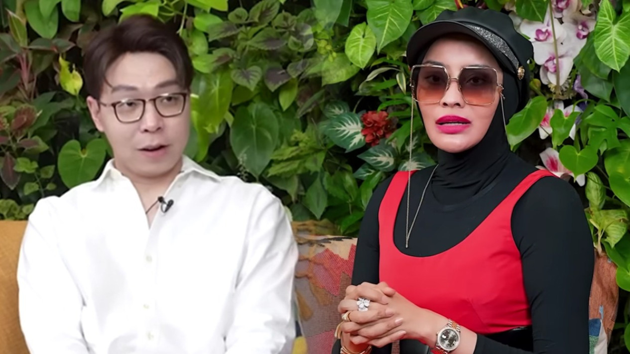 Dokter Detektif Sebut Istri Richard Lee Takut Miskin, Pencabutan Sertifikat Mualaf Diduga Hanya Pengalihan Isu
            - galeri foto