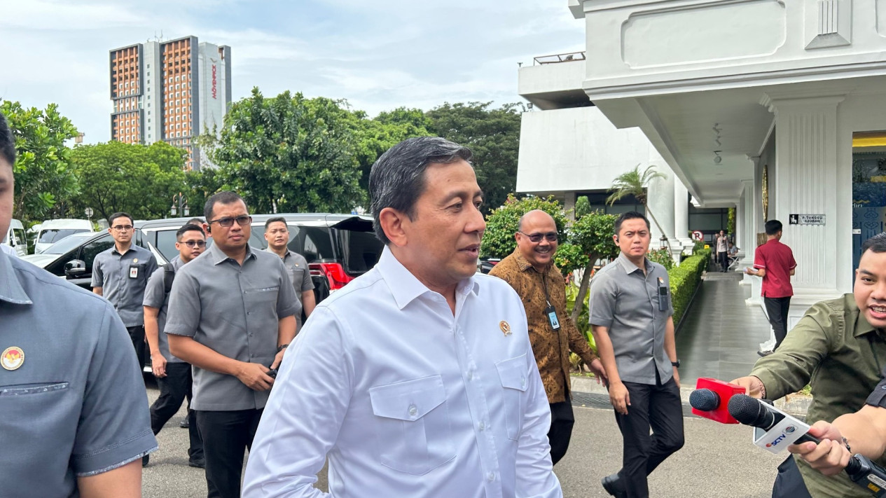 Tim Reformasi Polri Tiba di Istana Siang Ini, Bawa Laporan Rekomendasi untuk Presiden Prabowo
            - galeri foto