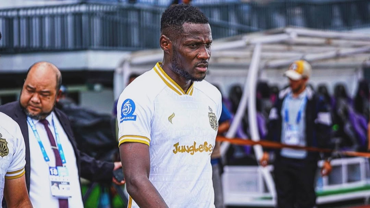Marc Klok Kena Semprot Henri Doumbia Lewat Instagram, Pemain Pantai Gading Ini Tak Gentar Ungkap Kebenaran
            - galeri foto