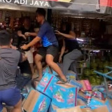 Detik-detik Mengerikan Toko Sembako di Kemayoran Diduga Diacak-acak Oknum TNI, Kadispenad Buka Suara