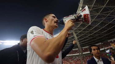 Top 3 Timnas Indonesia: Jay Idzes Banding-bandingkan Suporter Skuad Garuda, Peluang Lolos Piala Dunia 2030, Opsi Kiper 199 cm untuk Timnas Indonesia