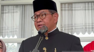 Pramono Teken Instruksi Gubernur soal Gerakan Pemilahan Sampah di Jakarta