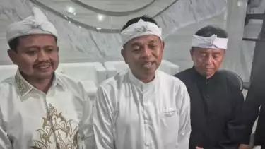 Dedi Mulyadi Sidak Jalur Sumedang-Majalengka, Temukan Pohon Menghitam Gara-Gara Penggorengan Tahu