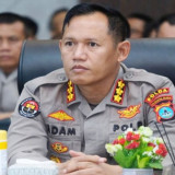 Buntut Video Viral Polisi Berpangkat AKBP Merokok saat Mengemudi di Banjarmasin, Kini Diperiksa Propam