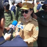 Bertemu Kakek Lansia yang Usia Istrinya 40 Tahun Lebih Muda, Gubernur Malut Sherly Tjoanda Speechless: Bagi Tipsnya