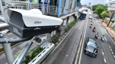 Upaya Minimalisir Kecelakaan, Korlantas Polri Pasang ETLE di Perlintasan Sebidang Bekasi Timur