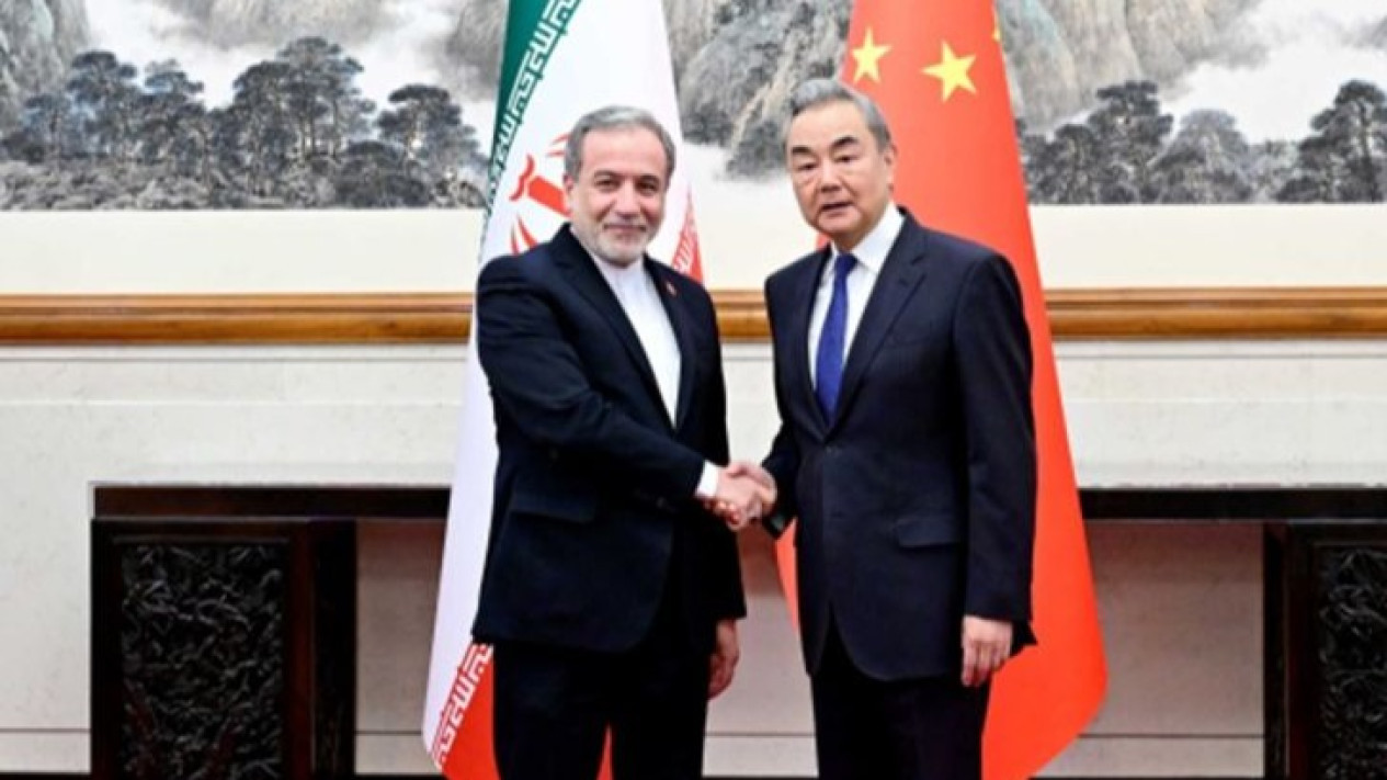 Pertemuan Menlu China-Iran, Wang Yi: Kami Mitra Terpercaya
            - galeri foto