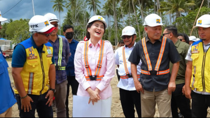 Gubernur Sherly Tjoanda sampai Tak Kuasa Menahan Tawa saat Dengar Permintaan Pejabat KemenPU di Proyek Sekolah Rakyat
