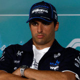 Carlos Sainz Sindir Gaya Balap Max Verstappen Setelah Duel Sengit di F1 GP Miami 2026: Itu Hampir Melewati Batas!