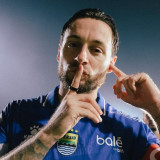 Reaksi Marc Klok Lihat Dukungan Luar Biasa Bobotoh Jelang Laga Persib Vs Persija: Kami Ingin Membalas Dengan Tiga Poin di Samarinda!