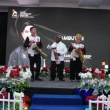 Kaesang Lantik Pengurus DPW PSI Papua Tengah, Nama Jokowi Diteriakkan