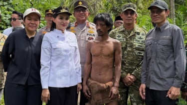 Tepati Janji Kampanye, Sherly Tjoanda Kunjungi Suku Togutil, Perjuangkan Hunian untuk Masyarakat Adat
