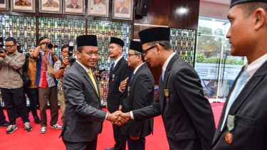 Apresiasi Inovasi Distribusi Energi, Pemerintah Beri Satyalancana Pembangunan ke Direksi Pertamina Patra Niaga