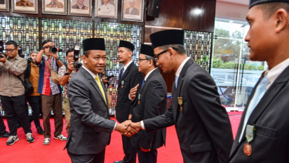 Apresiasi Inovasi Distribusi Energi, Pemerintah Beri Satyalancana Pembangunan ke Direksi Pertamina Patra Niaga