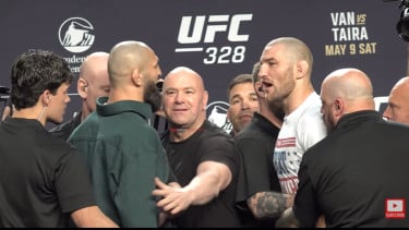 Hitung Mundur Menuju UFC 328 Kian Memanas, Sean Strickland Sindir Khamzat Chimaev: Dia Pengecut