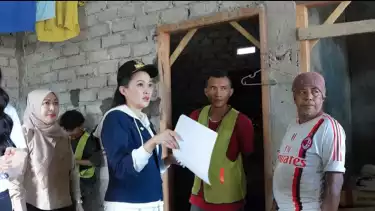 Hatinya Tersentuh Lihat Pemuda 31 Tahun Menganggur, Sherly Tjoanda Tawarkan Pekerjaan: Jadi Guru Olahraga Mau?