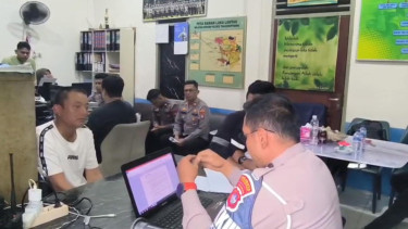 Dikemudikan WNA Tiongkok, Mini Bus di Tanjung Pinang Tabrak Prajurit TNI AL hingga Tewas