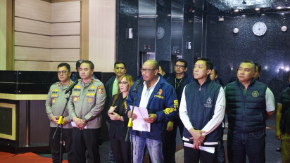 Polri Ringkus 321 WNA Pelaku Judol Jaringan Internasional di Gedung Hayam Wuruk Jakbar, Ada Warga China-Kamboja