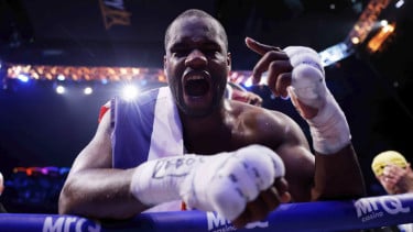 Rekap Hasil Tinju Dunia Hari Ini: Daniel Dubois Dramatis Raih Gelar Juara Dunia Kelas Berat Usai Hantam Fabio Wardley Hingga Wajah Rusak
