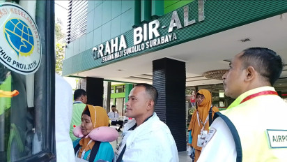 Sebanyak Enam Jemaah Haji Embarkasi Surabaya Wafat, 11 Ditunda Berangkat Karena Sakit