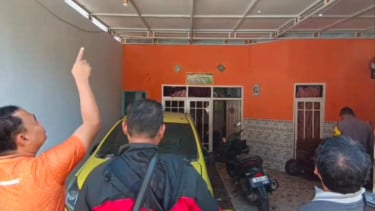 Rumah Debt Collector di Probolinggo Dilempar Bom Ikan, Teras dan Mobil Rusak