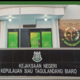 Warga Sitaro Sampaikan Aspirasi Secara Damai di Kantor Kejaksaan Negeri