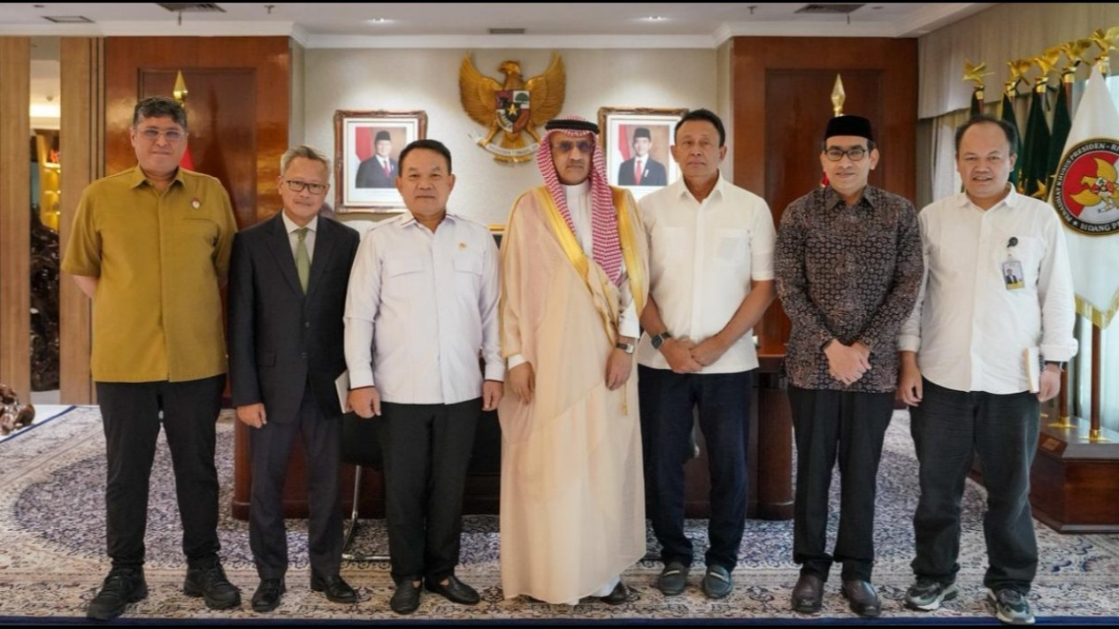 Ketua Umum ABKI Mediasi Pertemuan Strategis Kepala Staf Kepresidenan dengan Duta Besar Arab Saudi
            - galeri foto