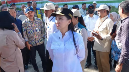 Sherly Tjoanda Sampai Cemberut Dengar Anak-anak Korban Bencana Lebih Pilih Rumah Lama, Langsung Janjikan Tempat Bermain