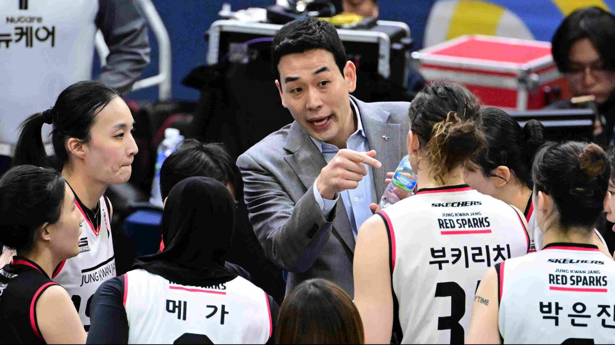 Senang Bukan Main Bisa Reuni dengan Vanja Bukilic di Red Sparks pada V League 2026/2027, Ko Hee-jin: Sangat Menyenangkan!
            - galeri foto