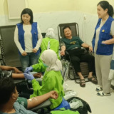 Puluhan Warga Surabaya Ikut Donor Darah, Terkumpul 58 Kantong untuk PMI