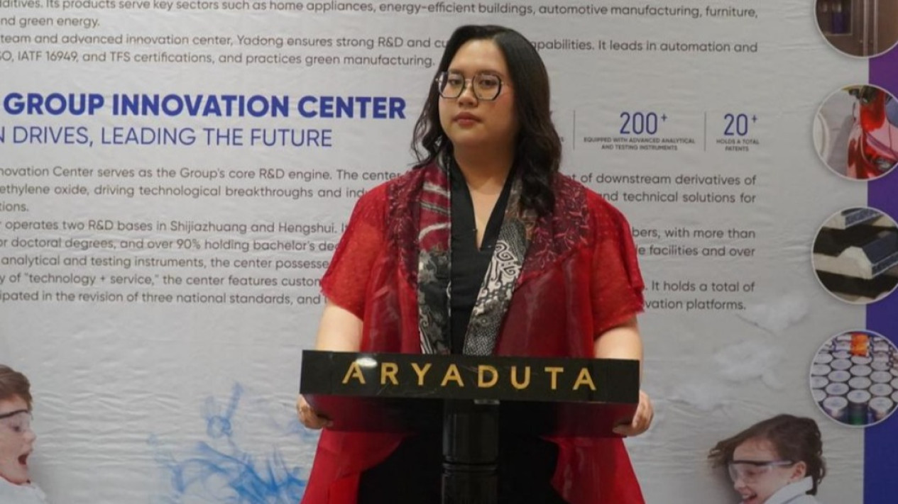 Usai Sukses Pimpin Seminar Internasional Yadong Group, Kirana Paramesti Putri Widiyanto Jadi Sorotan
            - galeri foto