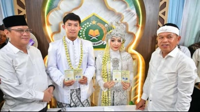 Gubernur Jawa Barat, Dedi Mulyadi Jadi Saksi Pernikahan Pasangan Disabilitas Rungu, Beri Pesan Khusus Begini